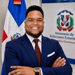 ¡Orgullo de Sosúa! El ing. Jan Carlos Silverio conquista una plaza en la Carrera Diplomática de la República Dominicana