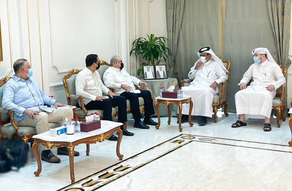 Empresarios de Qatar se interesan en invertir en turismo de Pedernales