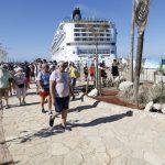 Preocupación en Pedernales: cruceristas no consumen en la comunidad